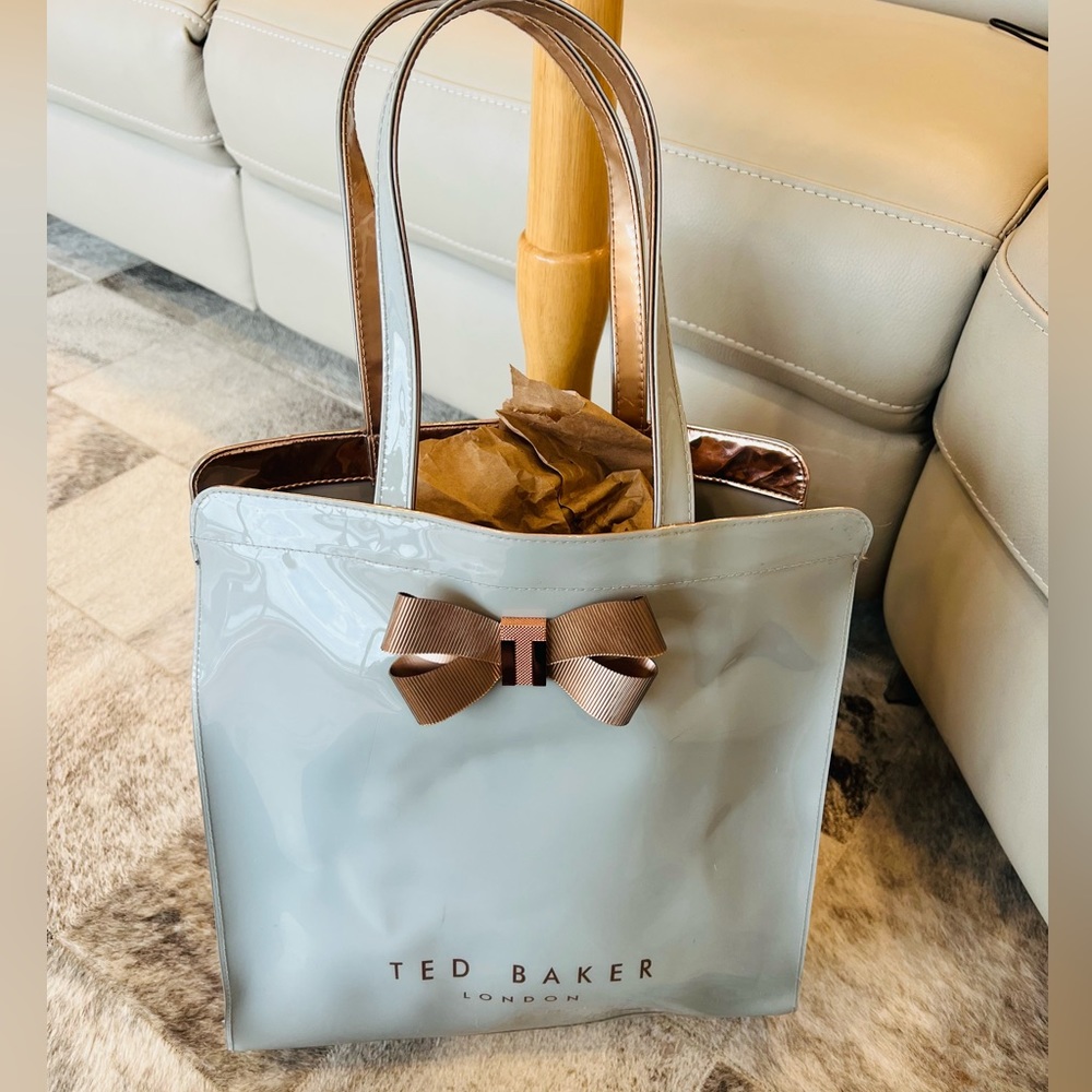Ted Baker London Bow Detail Large Glossy Icon Bag